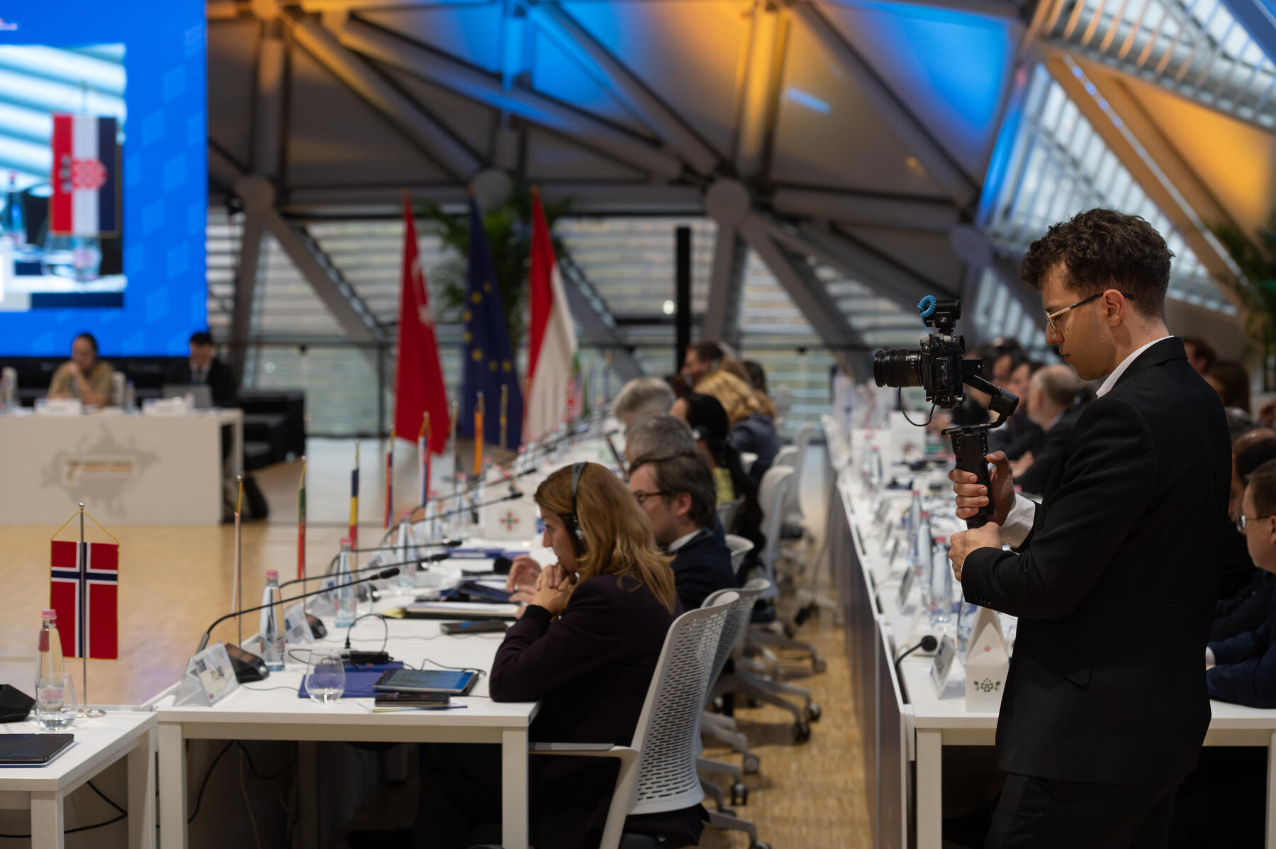 Government conference video production services English Speaking Videographer for international diplomatic events